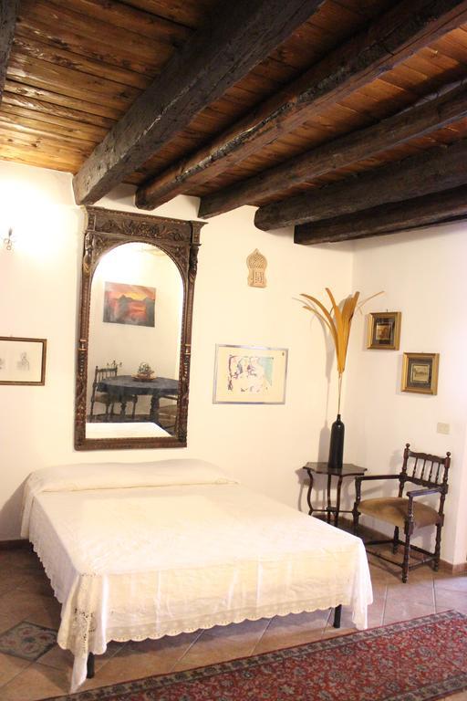 Hotel Filippo'S Holiday House Palermo Habitación foto
